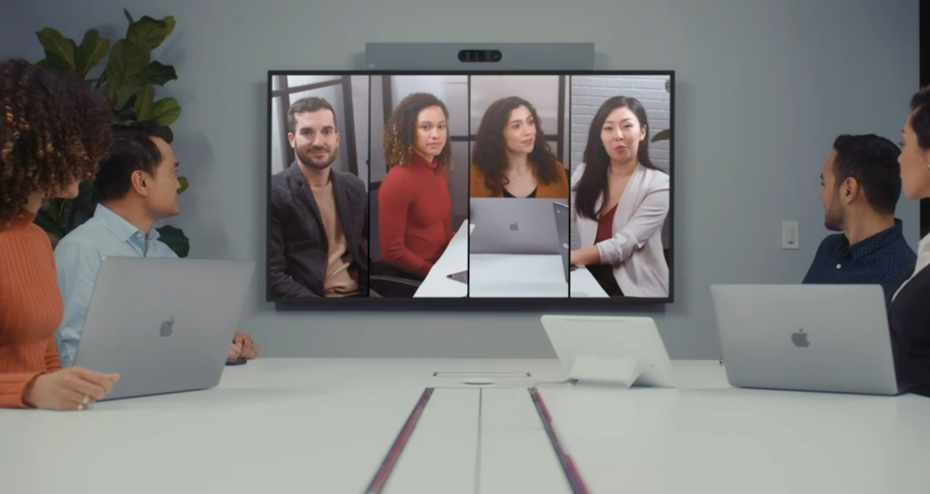 Intelligent Video Conferencing People Framing